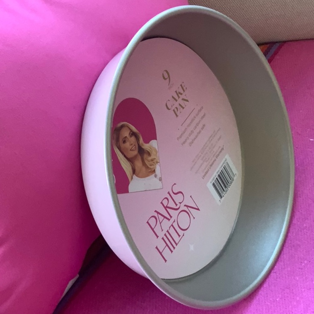 💗💖9 INCH Paris Hilton Cake Pan